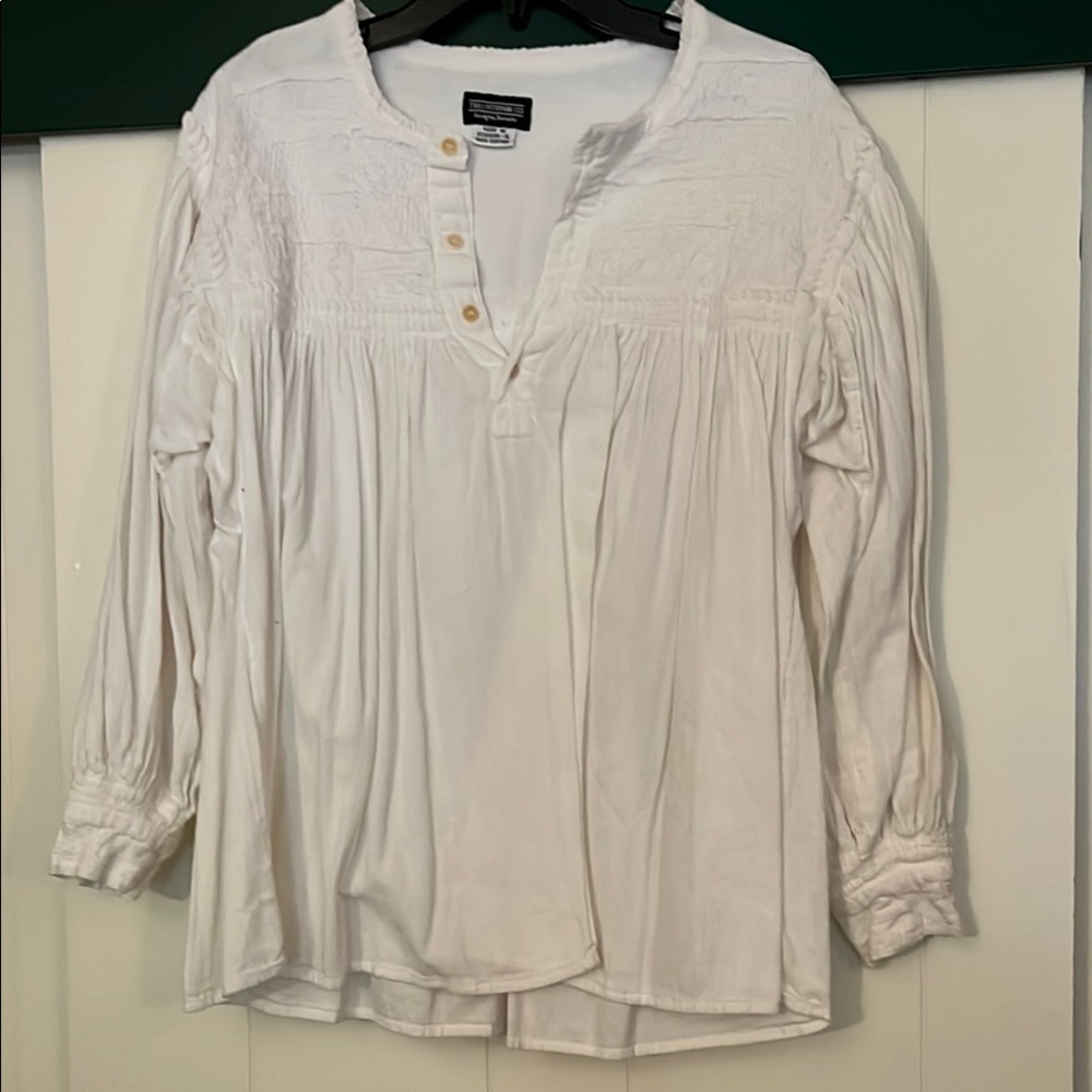 J. Peterman Otavalo Mountain shirt handwoven 100% cotton shirt with embroidery